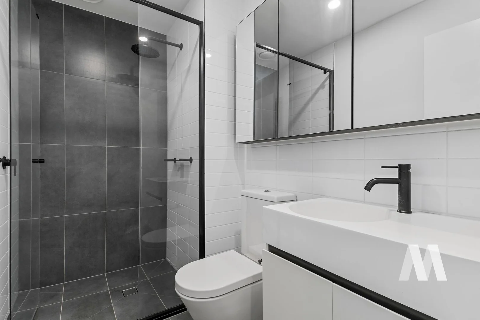 306/4 Joseph Road, Footscray VIC 3011 photo 2