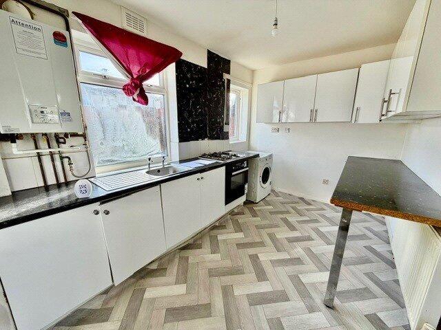 Additional image 2 of Canterbury Avenue, Bradford, West Yorkshire, BD5