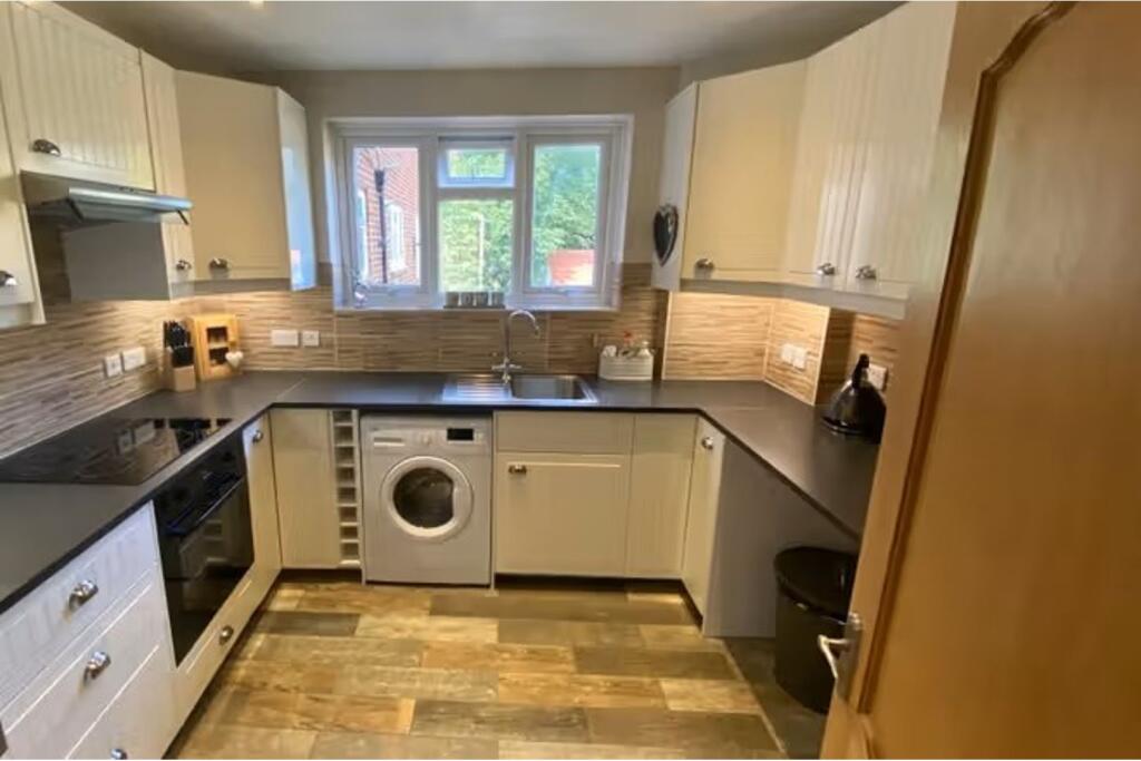 Additional image 4 of 52 Branksome Wood Road, Poole, BH12