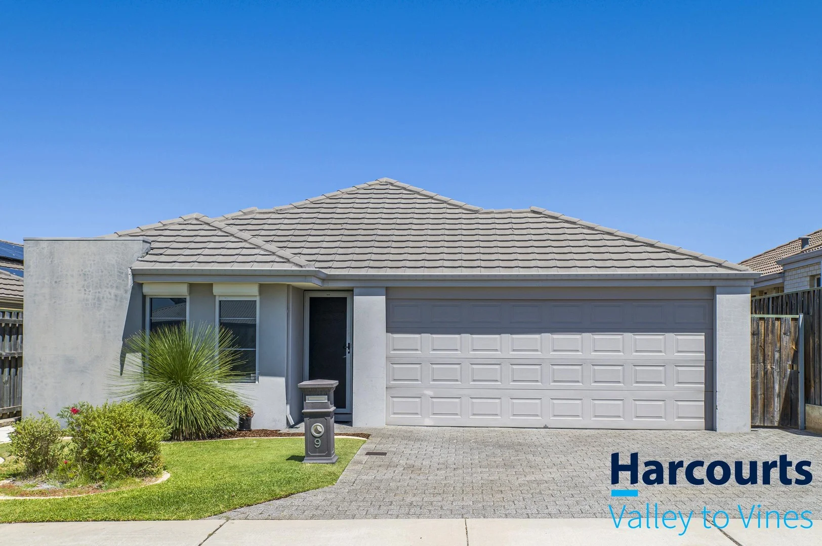 9 Boorara Road, Ellenbrook WA 6069