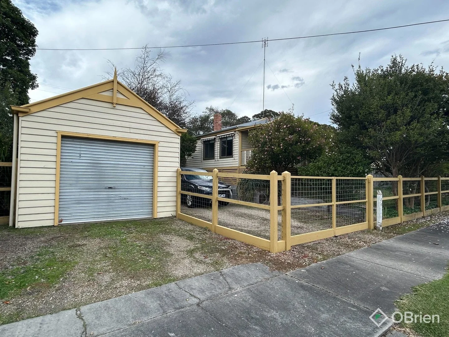 4 Macrae Court, Lakes Entrance VIC 3909