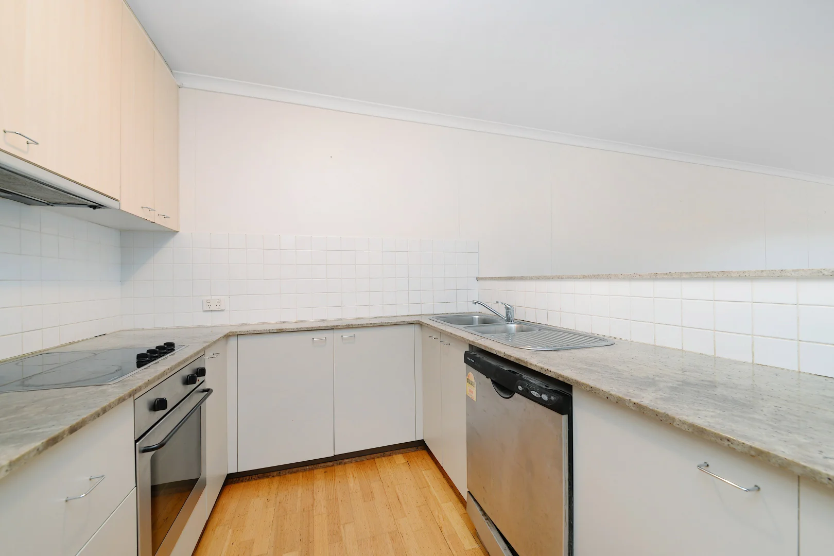 Additional image 4 of 604/1-7 Gloucester Place, Kensington NSW 2033
