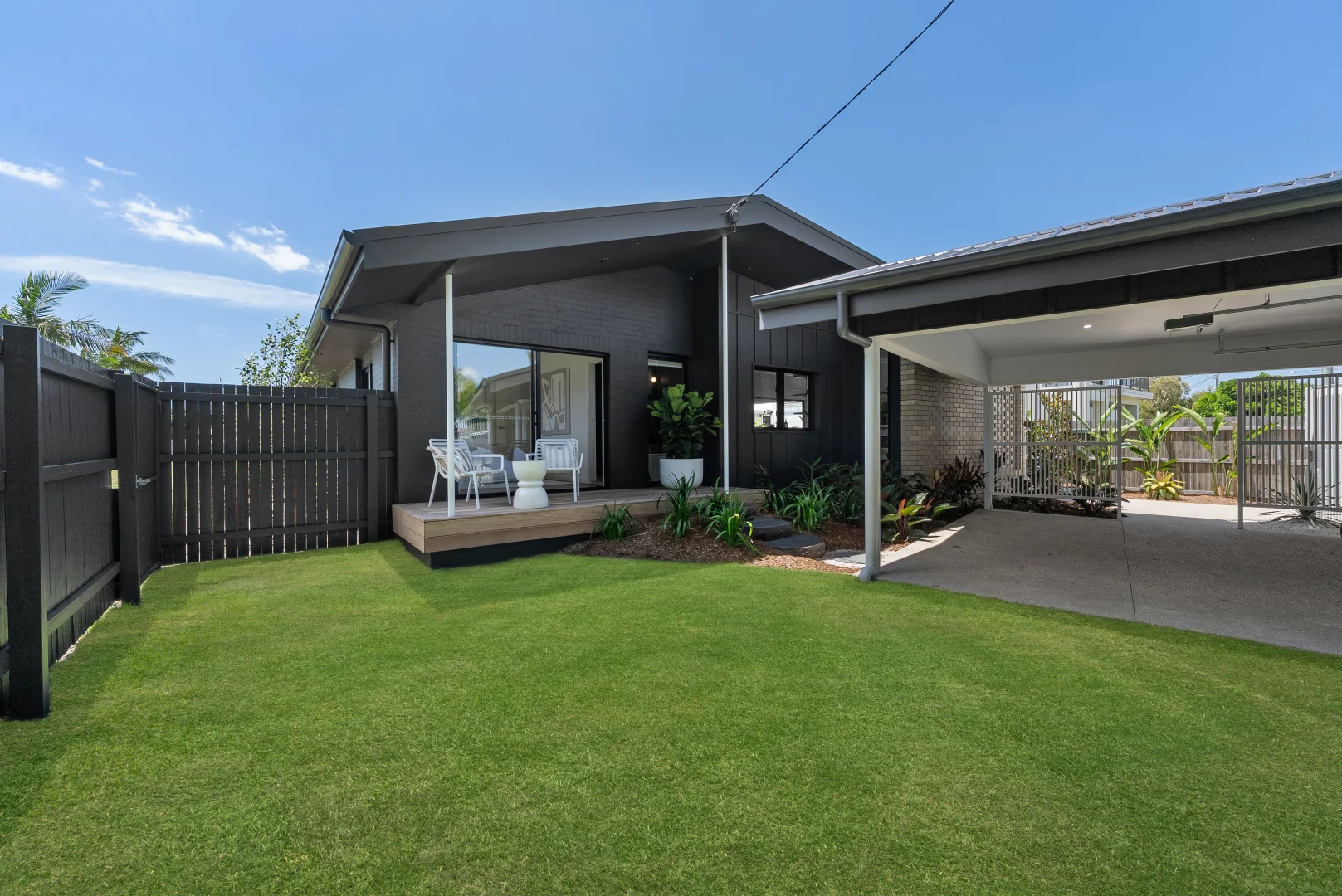 Additional image 9 of 1/189 Bayview Street, Runaway Bay QLD 4216