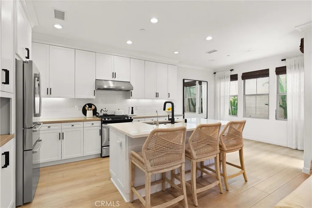 Additional image 52 of 112 Gemstone, Irvine, CA 92620