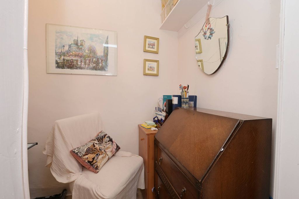 Additional image 9 of 1 bed flat for saleBrunton Terrace, Hillside, Edinburgh EH7