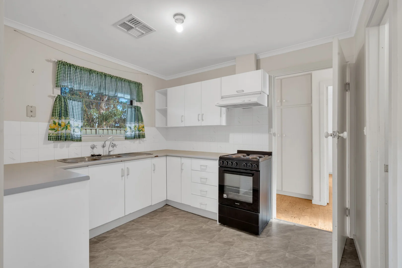 Additional image 2 of 4 Brownhill Place, Salisbury SA 5108