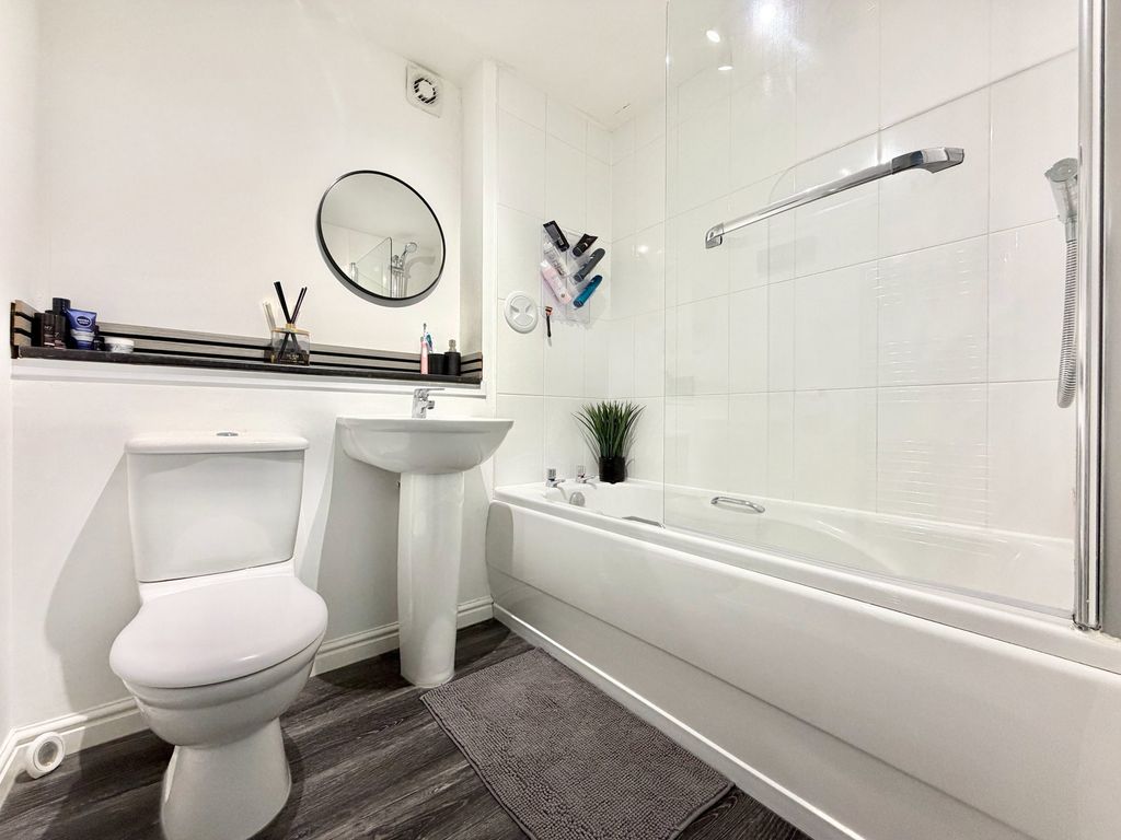 Additional image 18 of 2 bed flat for saleCrookston Court, Larbert FK5