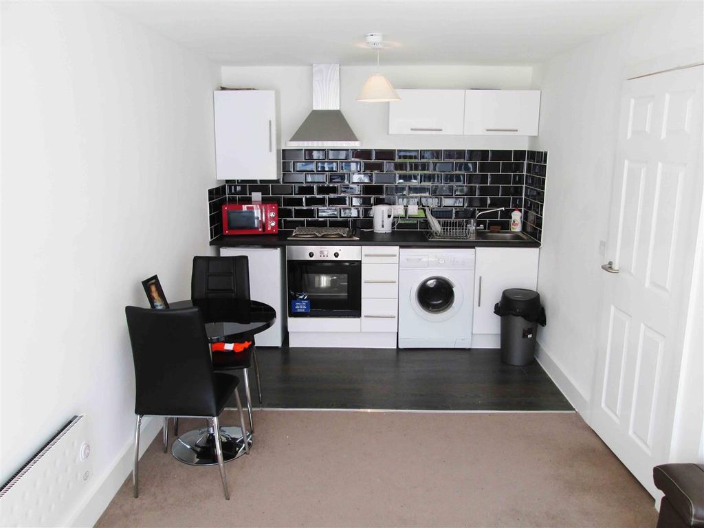 Additional image 4 of 1 bed flat for saleAshley Court, Hall Street, Manchester M27