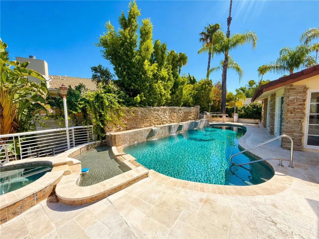 Additional image 110 of 4615 White Oak, Encino, CA 91316