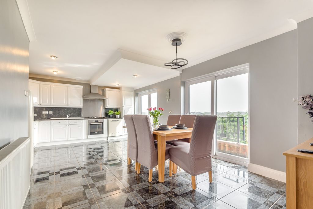 Additional image 7 of 5 bed detached house for salePriory Close, Caerleon, Newport, Newport NP18