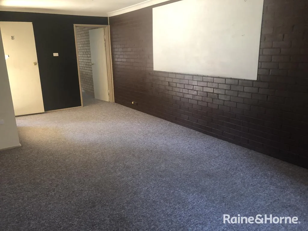 Additional image 3 of 3/16 Edney Street, Kooringal NSW 2650