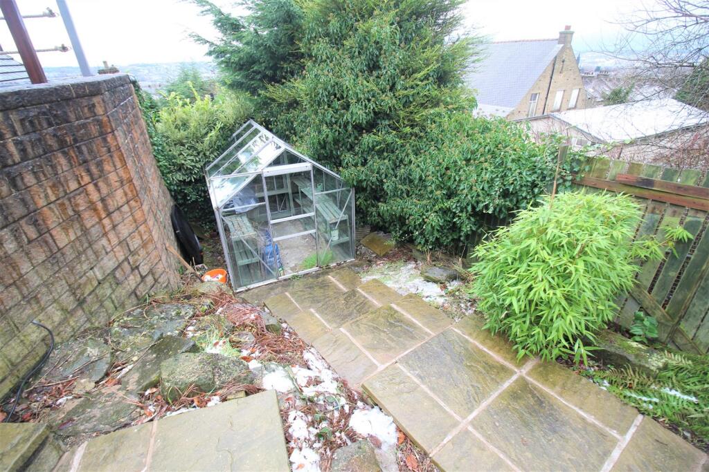 Additional image 18 of Lea Court, Bradford