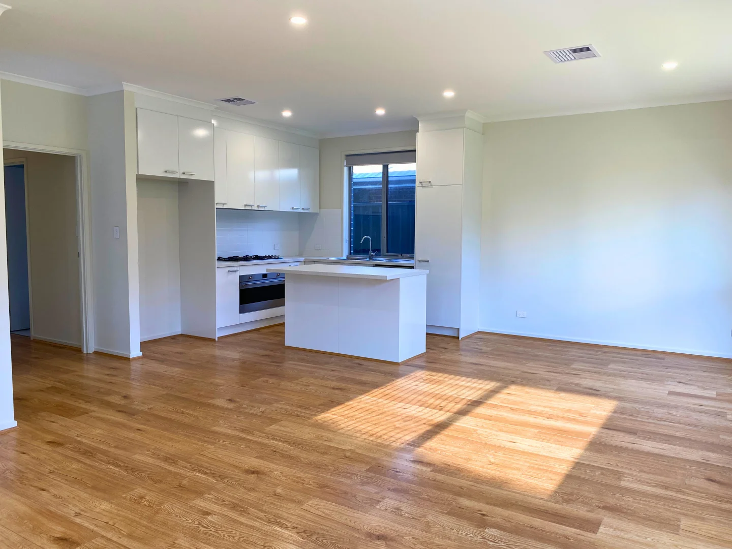 Additional image 4 of 27 Clarence Street, Mount Barker SA 5251