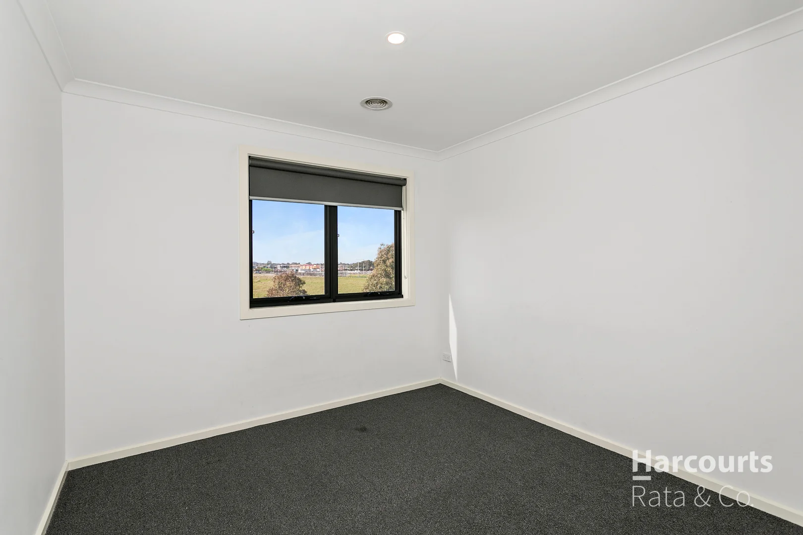 Additional image 5 of 1043 Edgars Road, Wollert VIC 3750