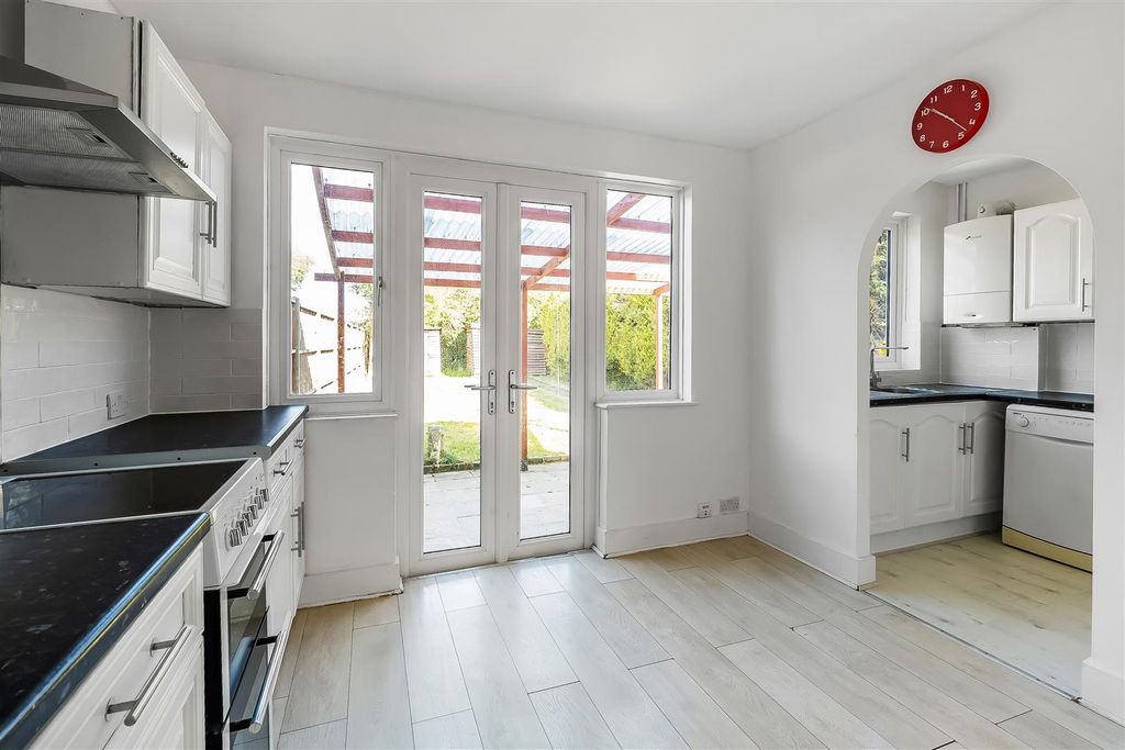 Additional image 5 of 3 bed semi-detached house for saleCleeve Road, Leatherhead KT22