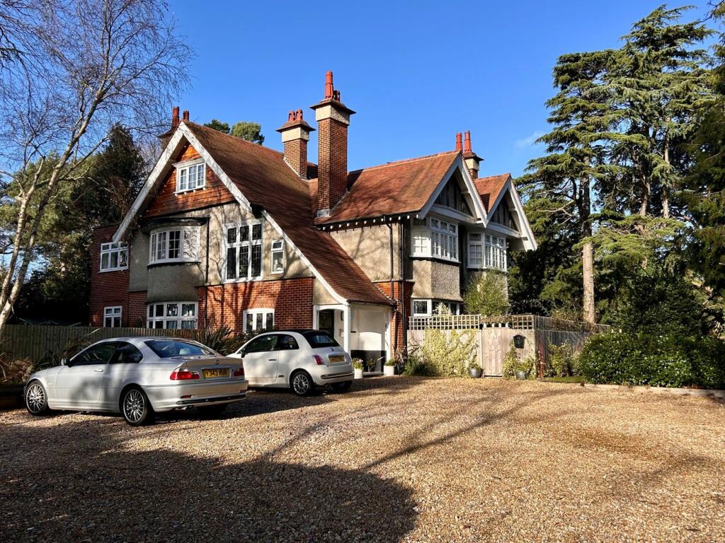 39 Nelson Road, POOLE, BH12