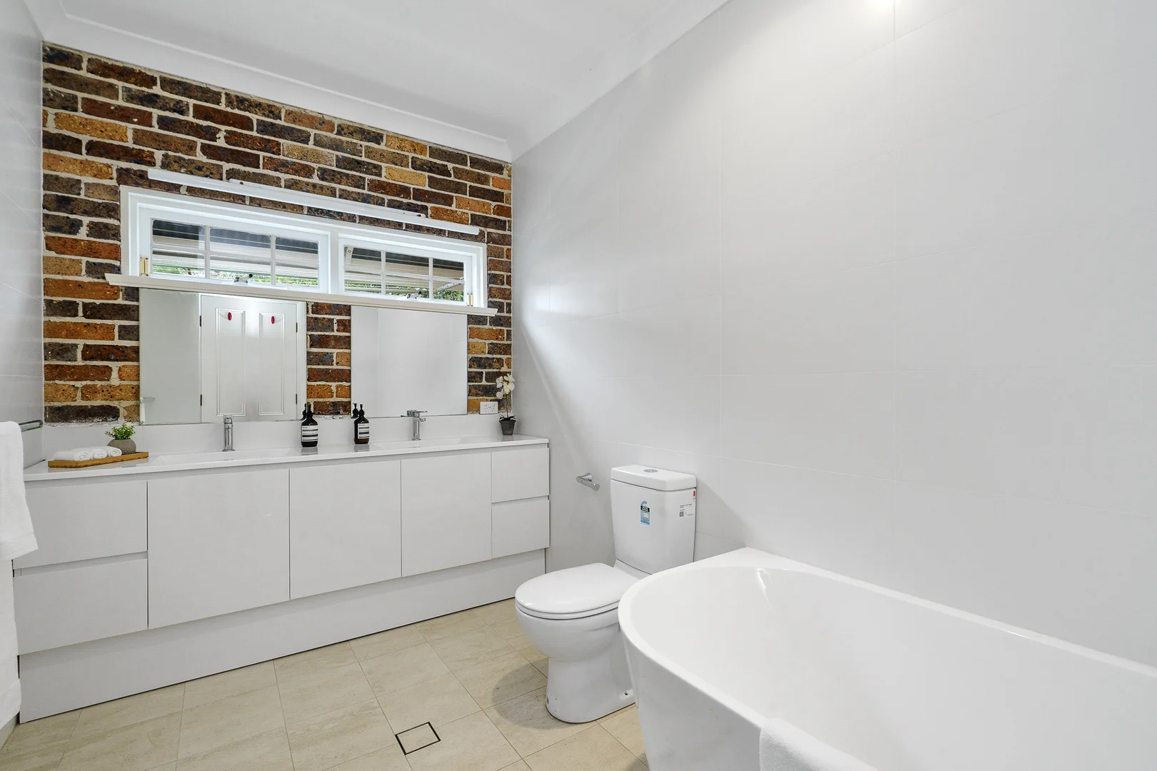 Additional image 11 of 1 Alleyne Avenue, North Narrabeen NSW 2101
