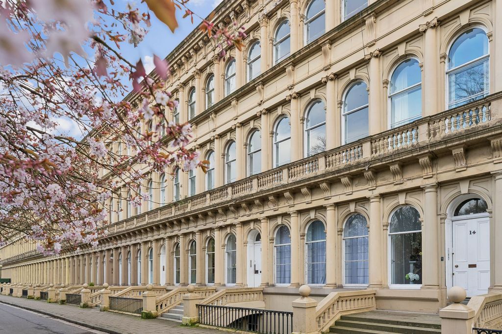 Additional image 27 of 4 bed flat for saleGrosvenor Terrace, Flat 2, Dowanhill, Glasgow G12
