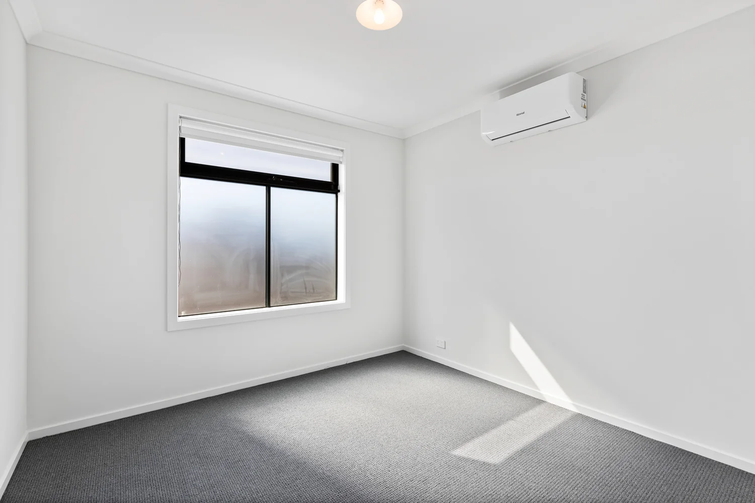 Additional image 7 of 34 Verona Crescent, Fraser Rise VIC 3336