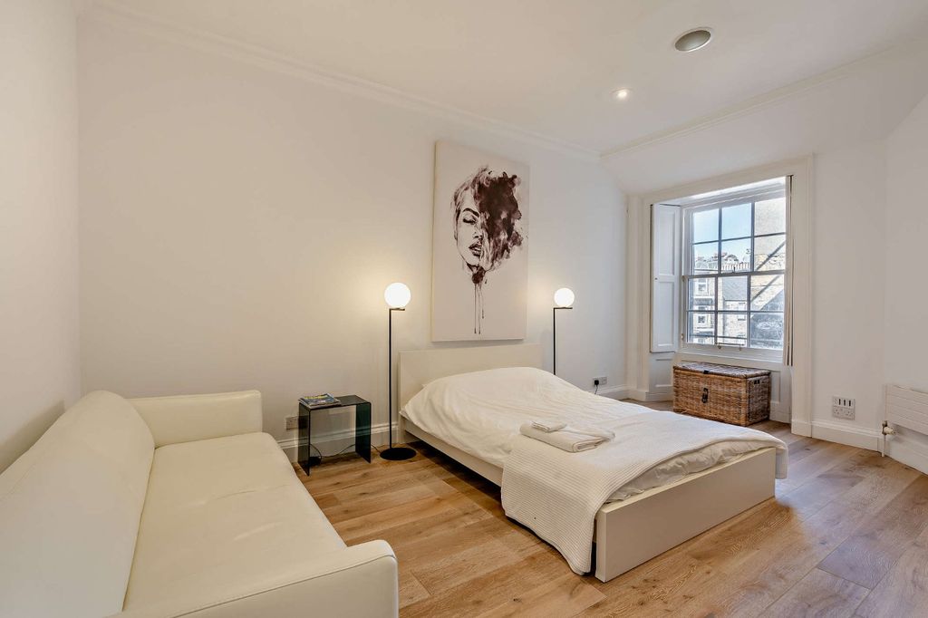Additional image 16 of 3 bed flat for saleRutland Street, Edinburgh EH1