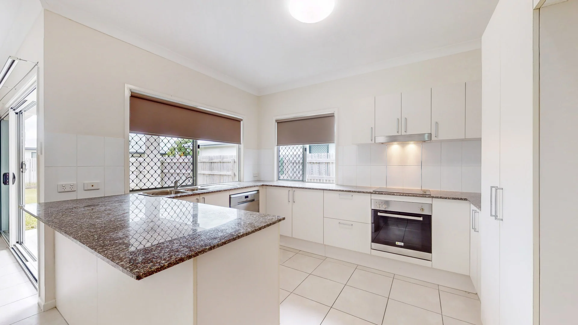 12 Sunburst Street, Mount Low QLD 4818 photo 2