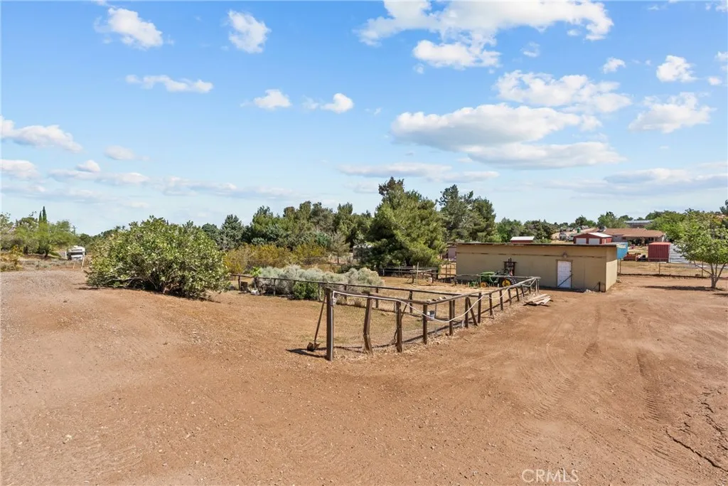 Additional image 42 of 3521 E Avenue T4, Palmdale, CA 93550