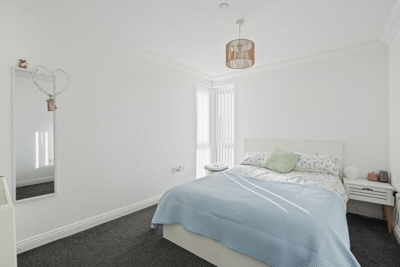 Layton Road, Poole photo 5