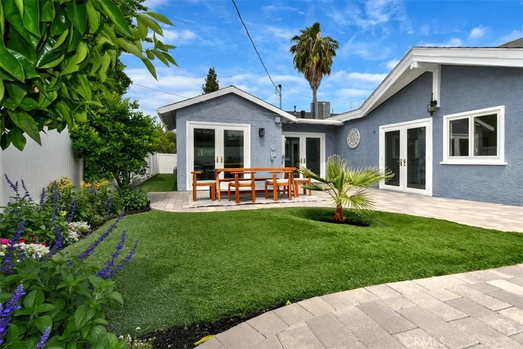 Additional image 110 of 15576 Hesby St, Encino, CA 91436