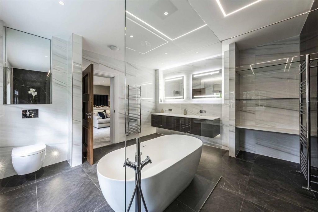 Additional image 22 of 6 bed detached house for saleBurleigh Lane, Ascot SL5