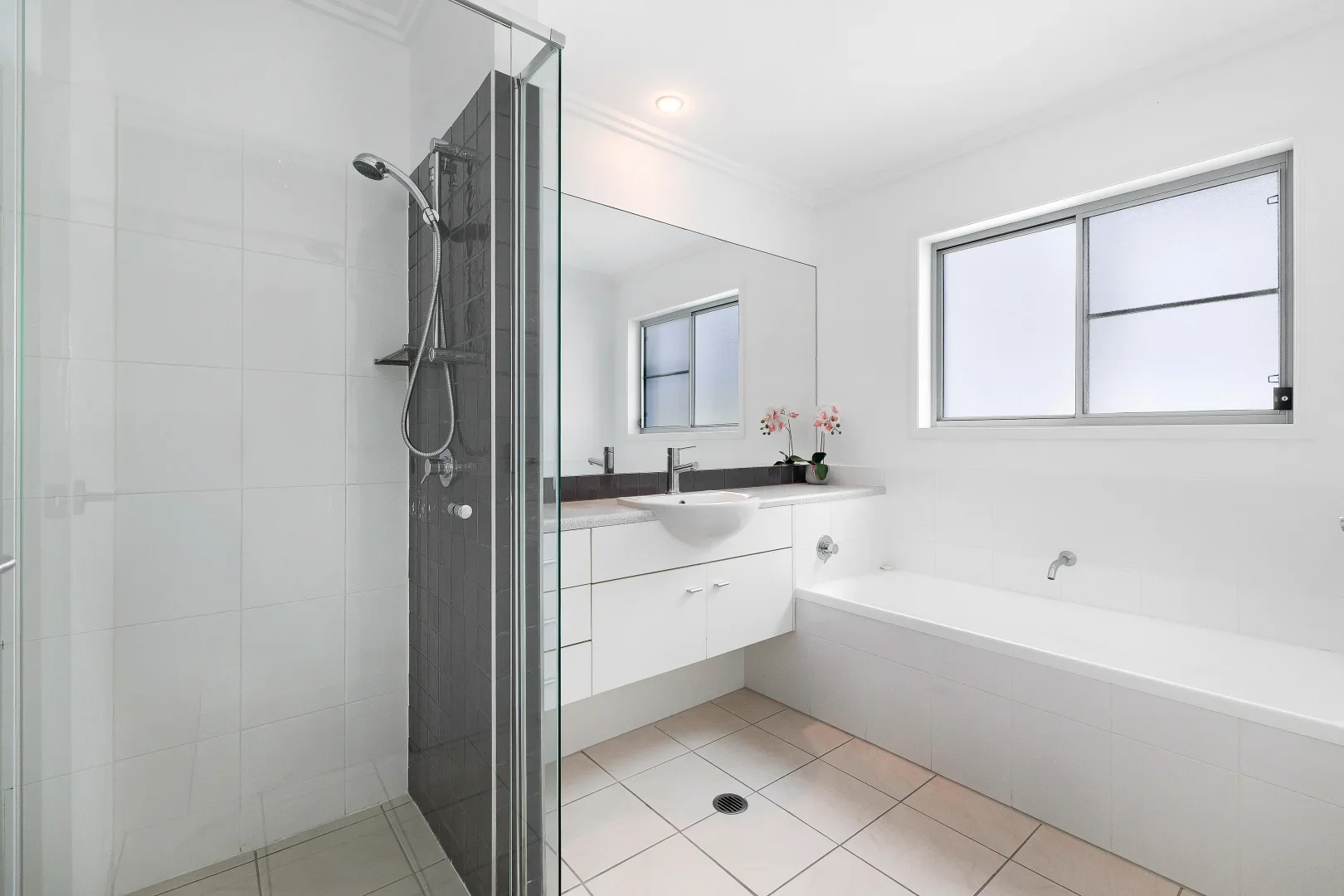 Additional image 11 of 181 Lae Drive, Coombabah QLD 4216