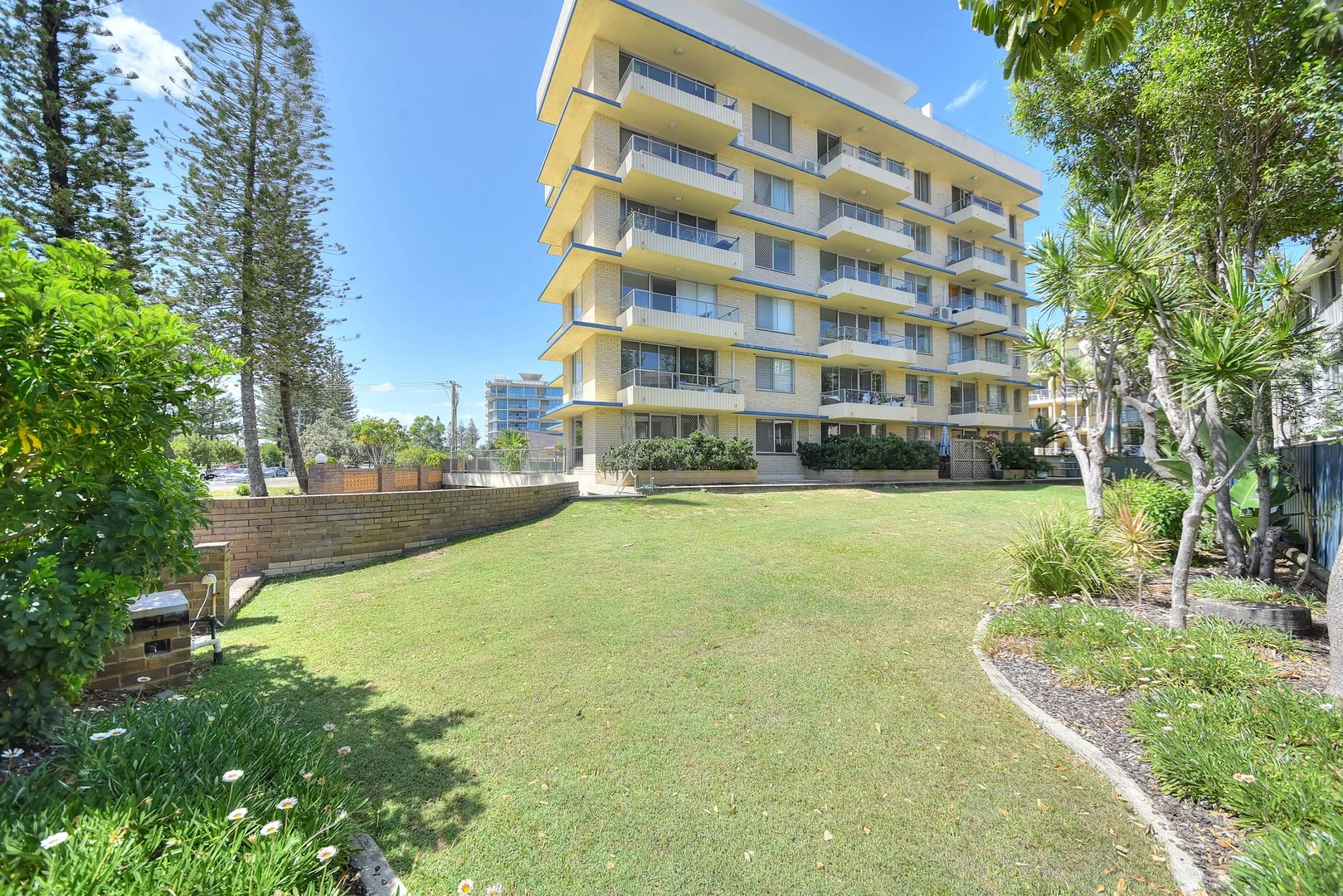 Additional image 8 of 9/280 Hedges Avenue, Mermaid Beach QLD 4218