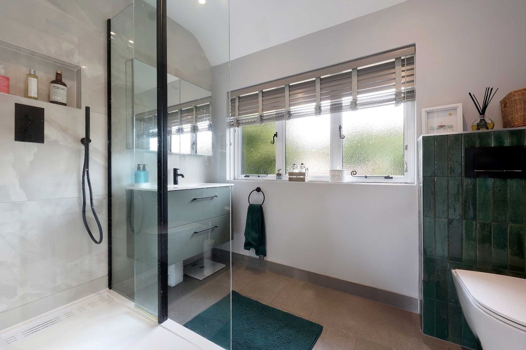 Additional image 12 of 5 bed country house for saleHazlemere Road, Penn, Buckinghamshire HP10
