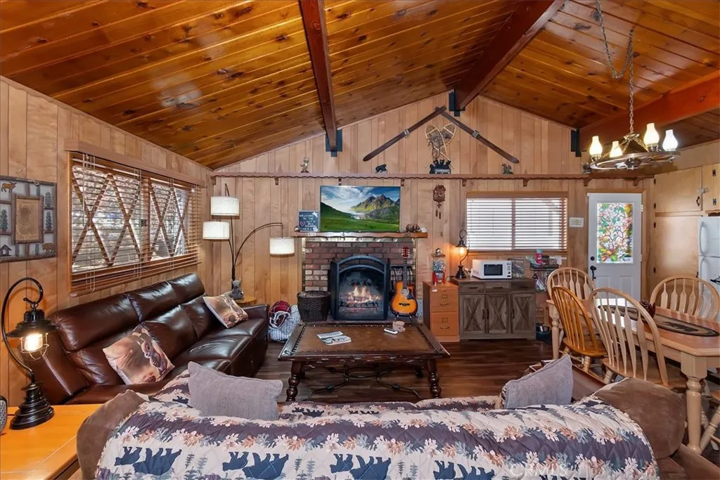 Additional image 37 of 42697 Cougar Rd, Big Bear Lake, CA 92315