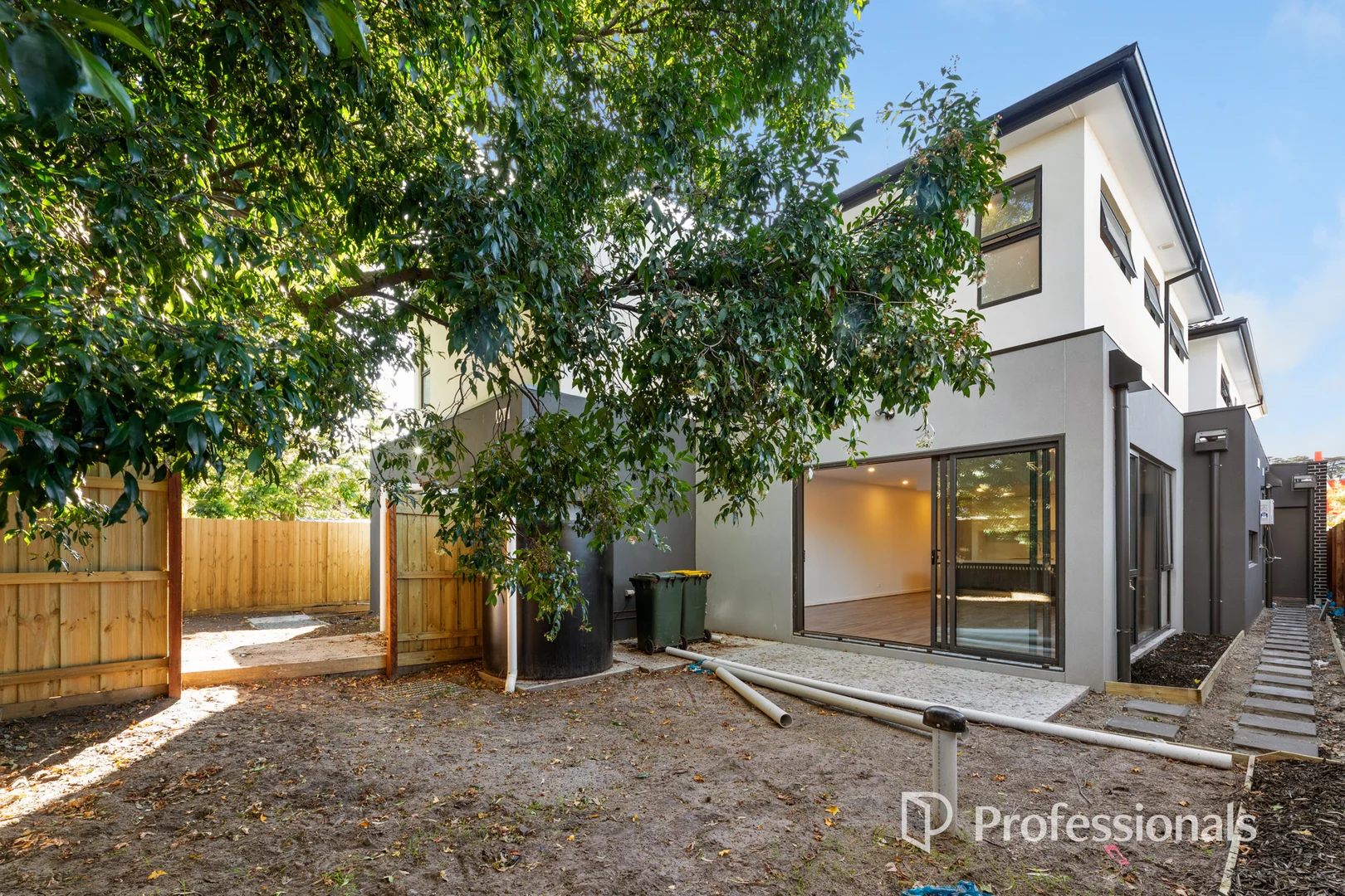 Additional image 11 of 936b Centre Road, Bentleigh East VIC 3165
