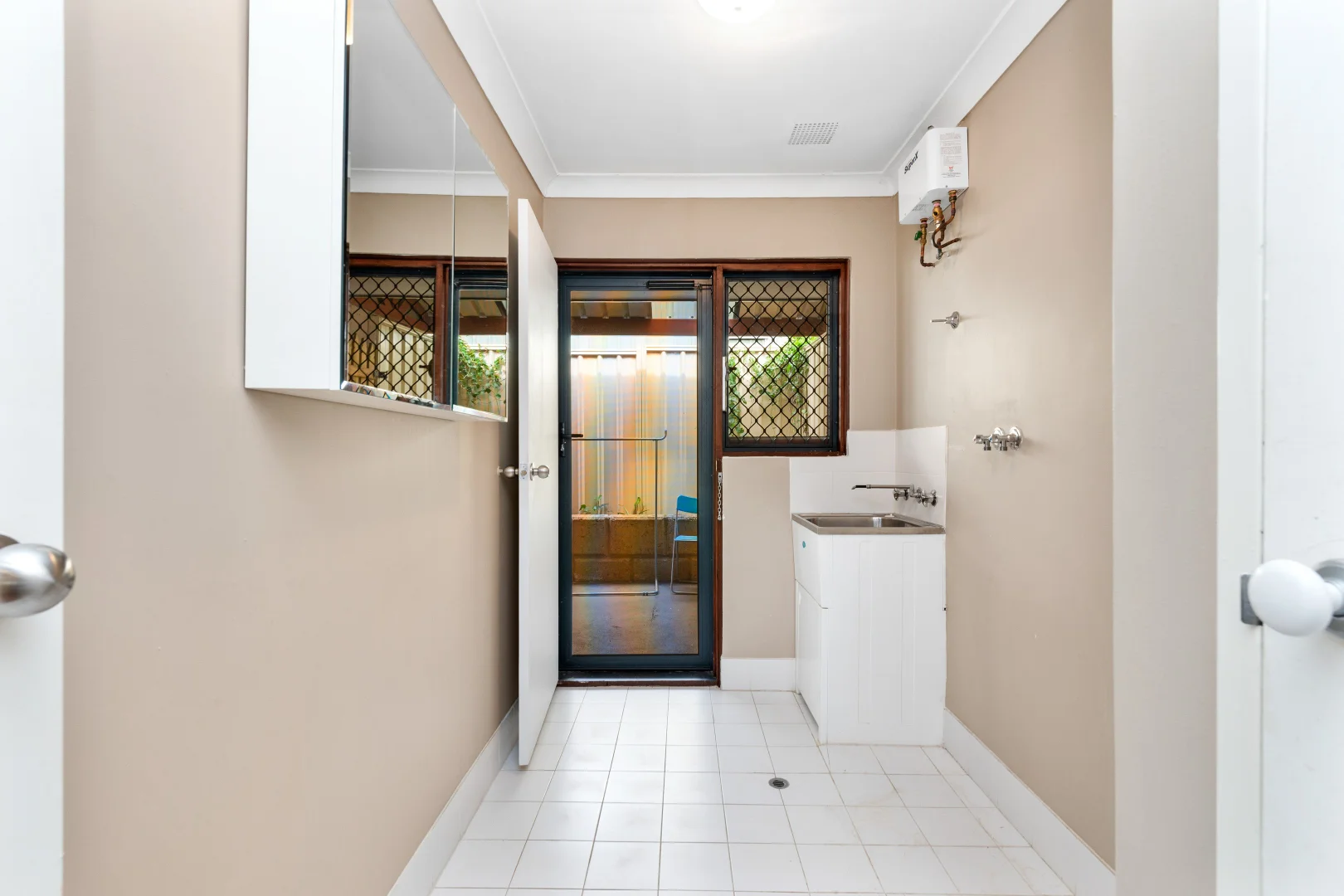 Additional image 15 of 5/65 Macleod Road, Applecross WA 6153