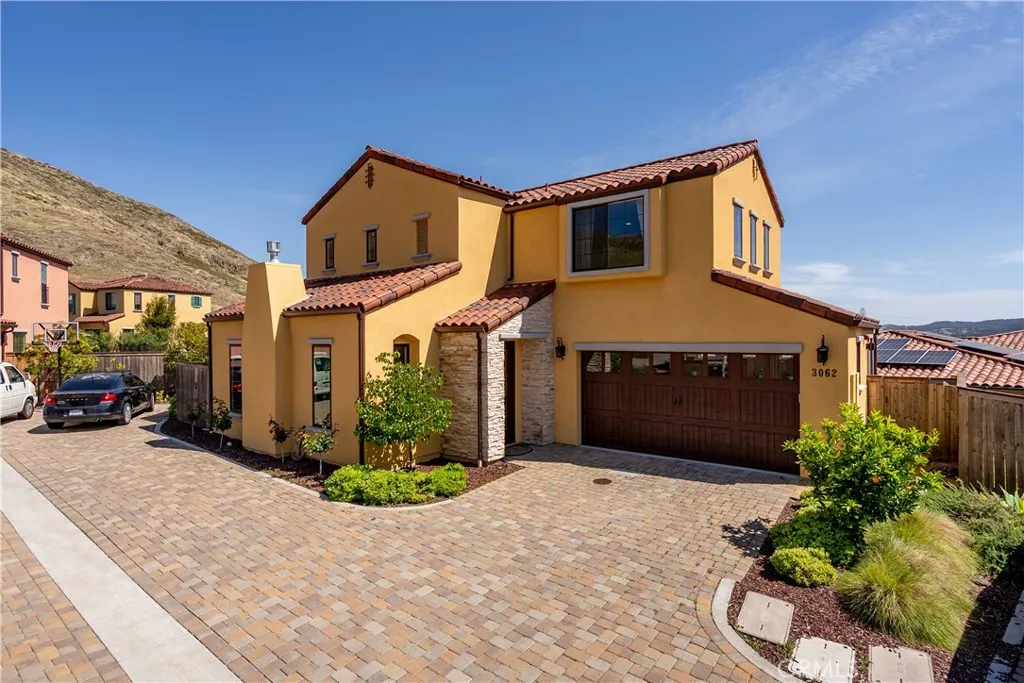 3062 Arezzo Dr, San Luis Obispo, CA 93401 photo 3