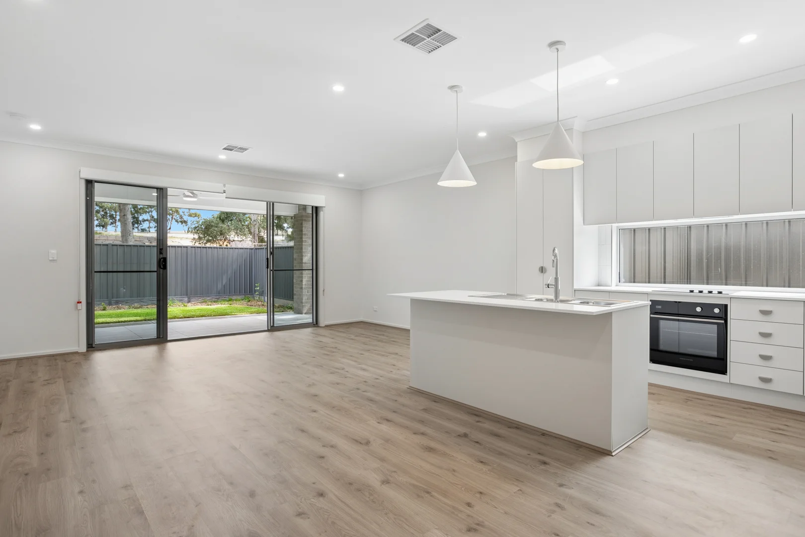Additional image 3 of 28 Marblewood Wy, Mount Barker SA 5251