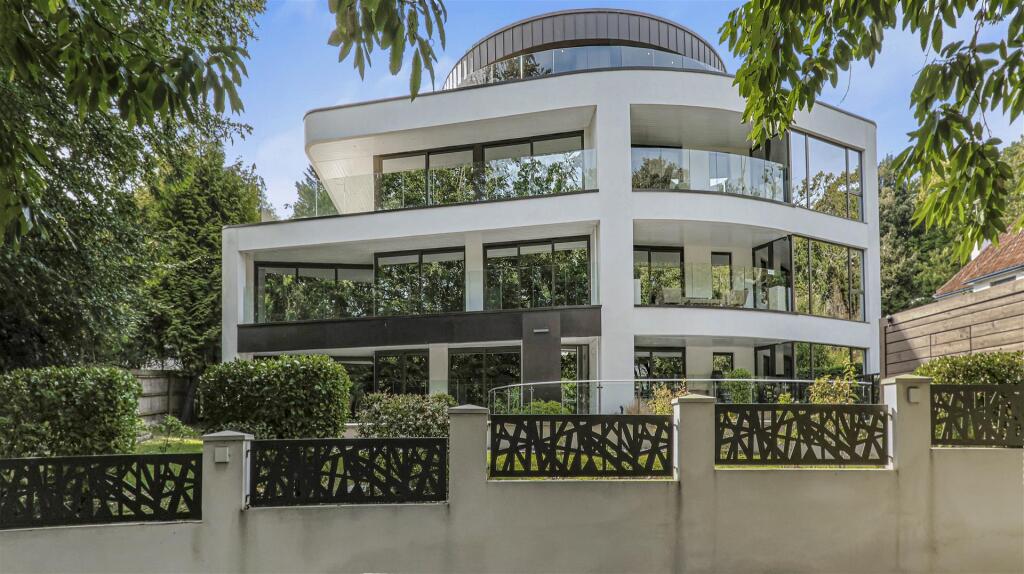 Additional image 22 of Penthouse, The Avenue Branksome Park