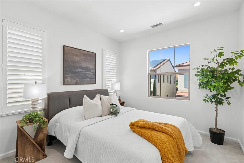 Additional image 24 of 76 Decker, Irvine, CA 92620