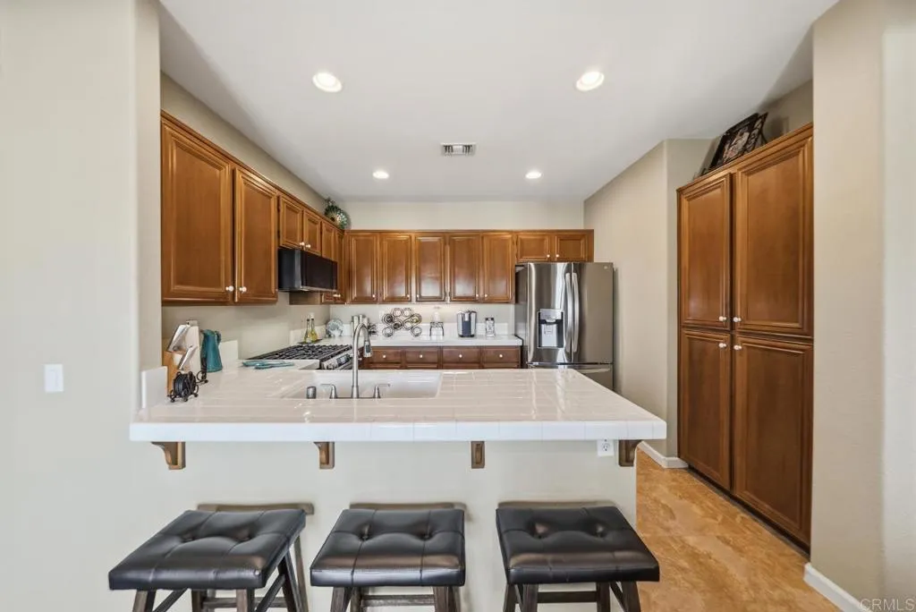 Additional image 61 of 6263 Avenida De Las Vistas Unit 6, San Diego, CA 92154