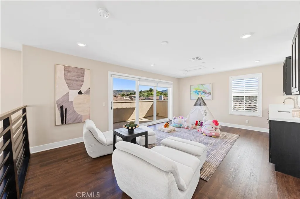 Additional image 74 of 91 Pelican Ln, Irvine, CA 92618