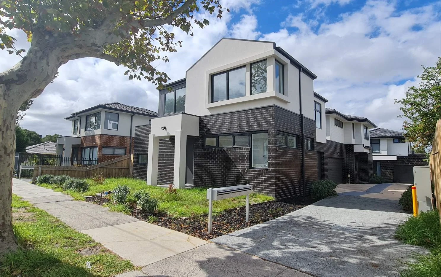 1/145 Springvale Road, Springvale VIC 3171 photo 2