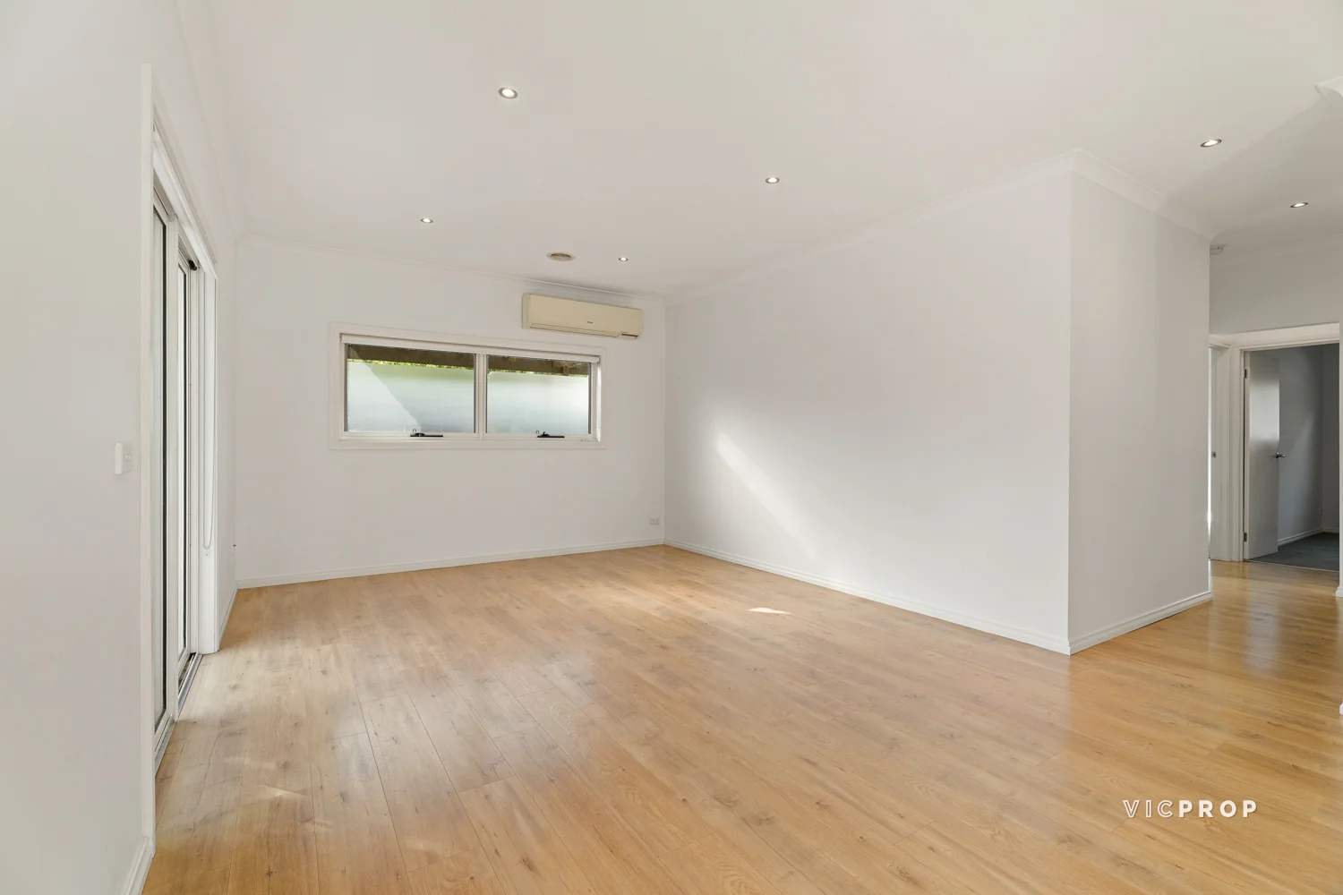 Additional image 4 of 9A Mary Avenue, Heidelberg Heights VIC 3081