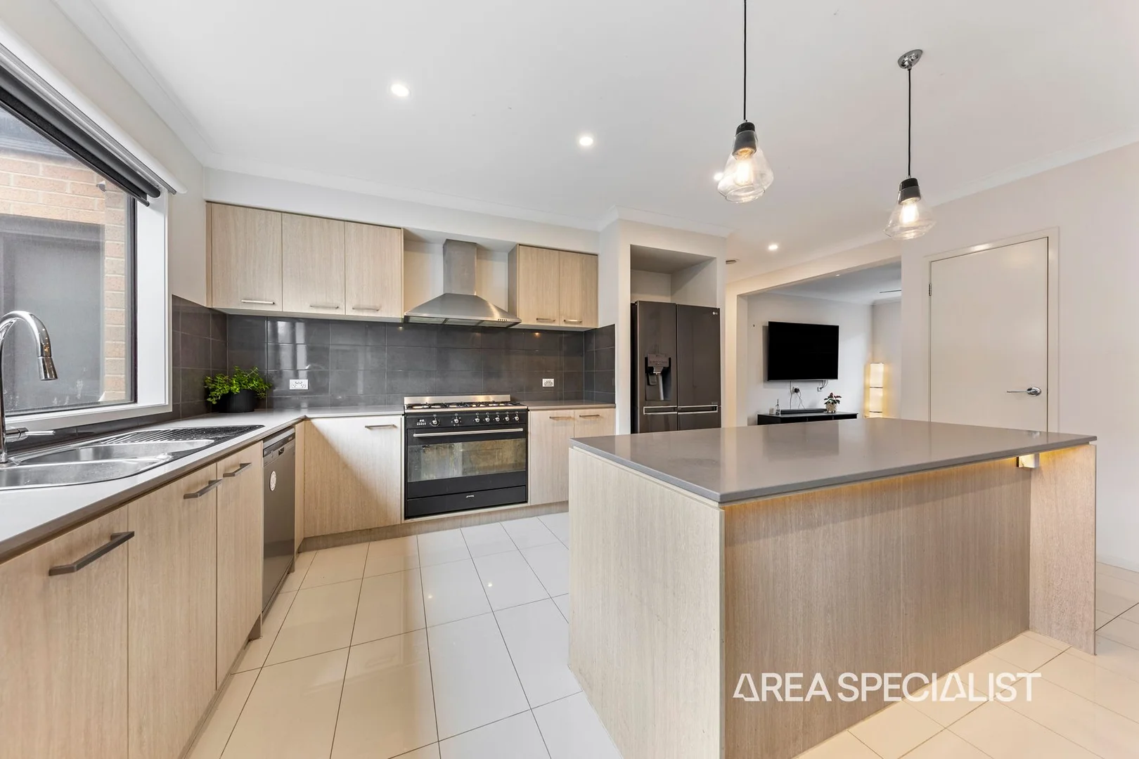 Additional image 2 of 44 Strettle Crescent, Cranbourne North VIC 3977