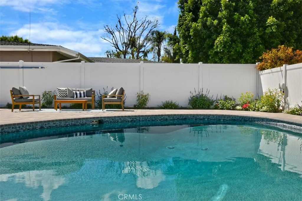 Additional image 51 of 15576 Hesby St, Encino, CA 91436