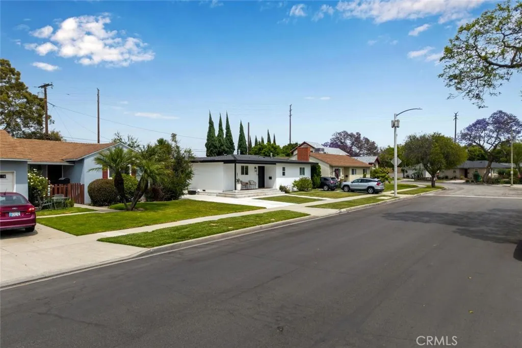 6135 E 23rd Street, Long Beach, CA 90815