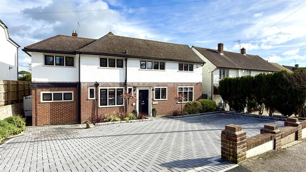 Blake Hill Crescent, Lilliput