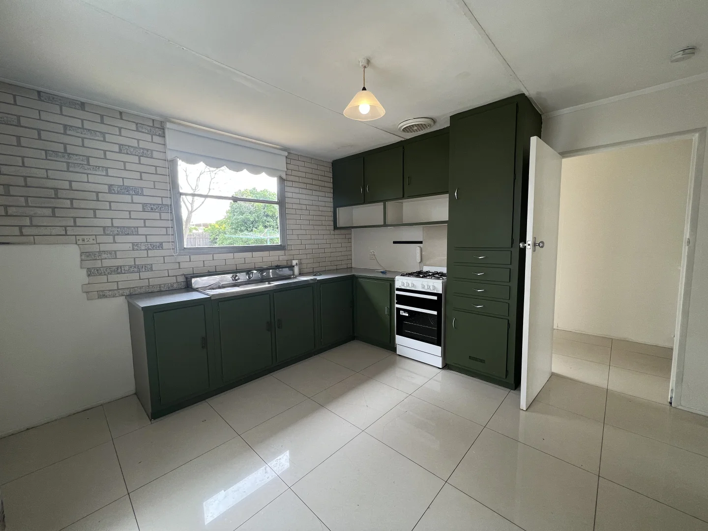 Additional image 2 of 52 Goldsworthy Road, Corio VIC 3214