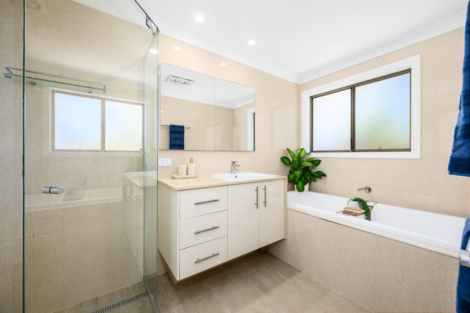 Additional image 16 of 56 Dunlin Drive, Burleigh Waters QLD 4220