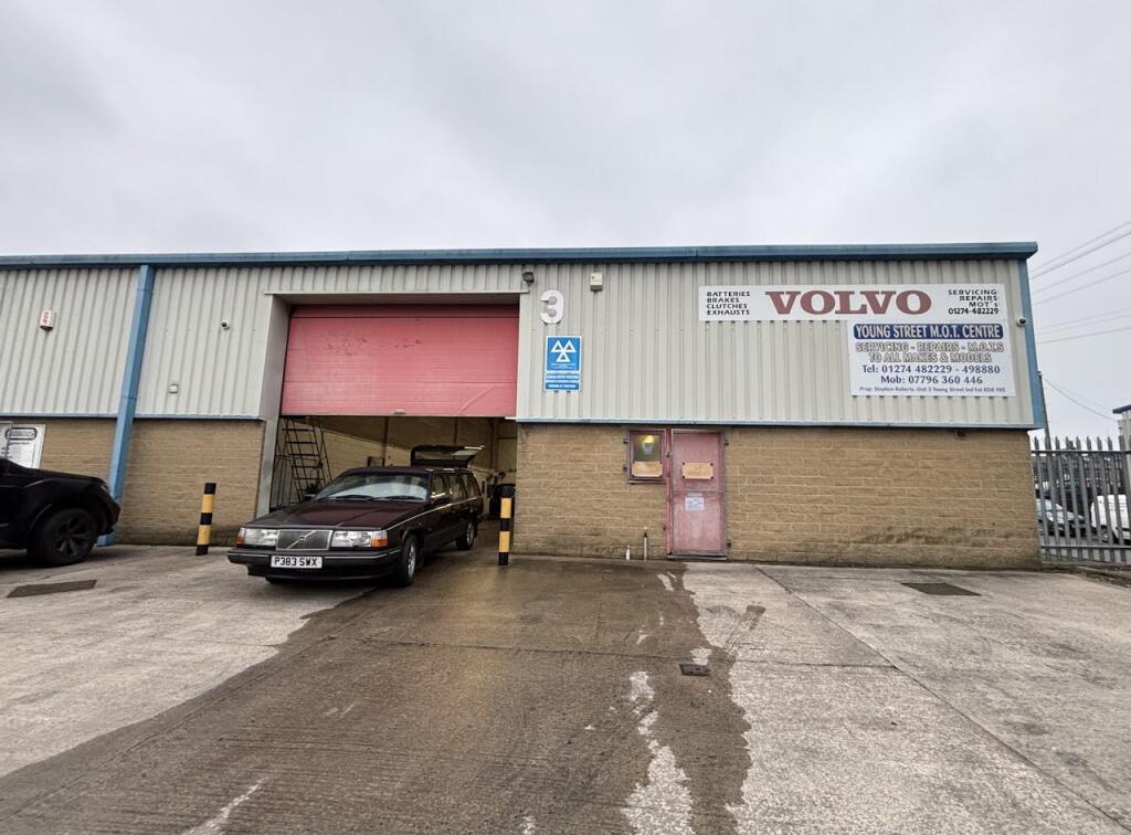 Unit 3, Young Street Industrial Estate, Bradford, BD8 9RE